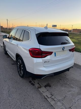 BMW iX3 2021