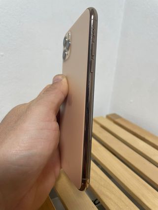 iPhone 11 Pro Max dorado