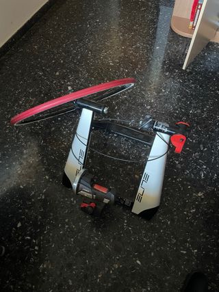 Rodillo Elite para bici de carretera