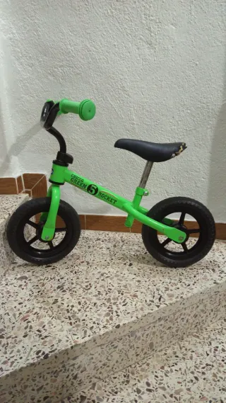 Bicicleta infantil verde