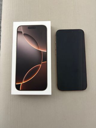 iPhone 16 Pro Max color desierto 256gb