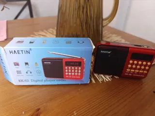 Radio HAETIN KK-62 Roja Portátil