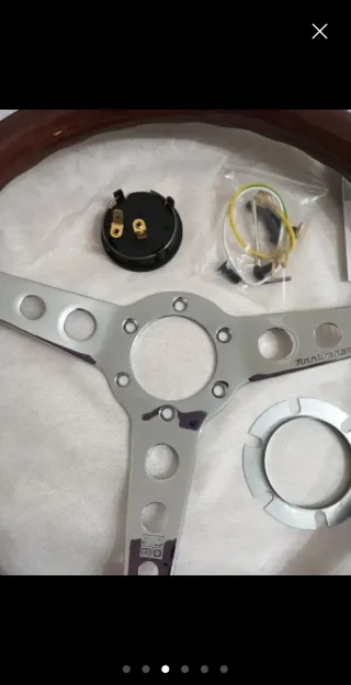 Volante Momo 60 Aniversario Madera nuevo a estrena