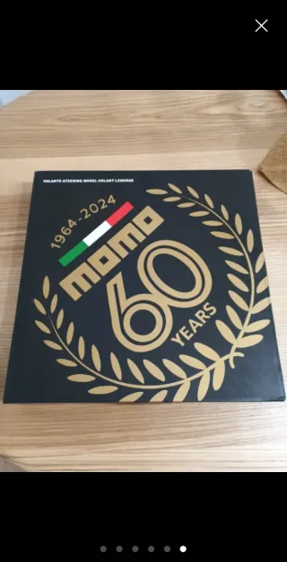 Volante Momo 60 Aniversario Madera nuevo a estrena