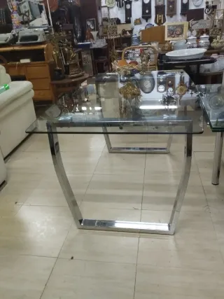 Mesa de comedor cristal y metal