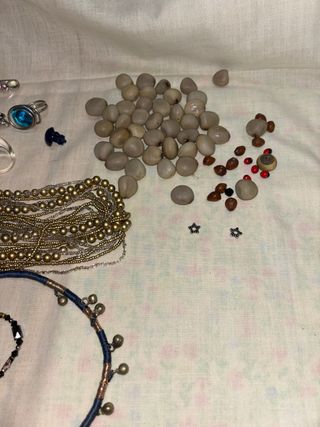 Lote bisutería variada.