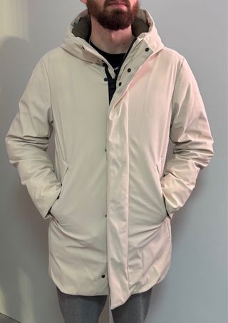 Giacca uomo beige con cappuccio