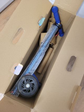 Patinete Micro Maxi Deluxe LED 3 ruedas