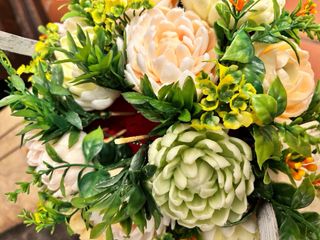 Cesto fiori in saponetta scolpiti a mano