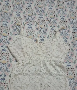 Top lencero encaje blanco doble tirante