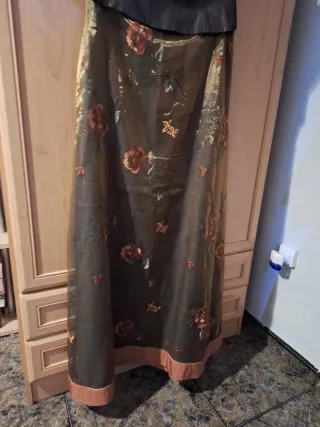 Vestido de fiesta largo maron, naranja y verde oli