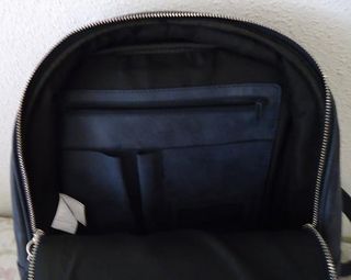 Mochila de piel azul