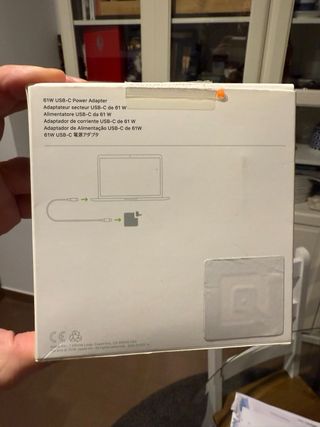 Cargador Apple USB-C 61W MacBook