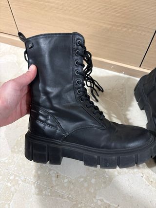 Botas Mustang Negras Talla 37