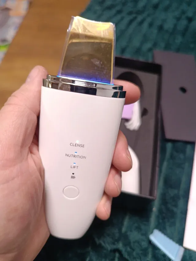 Limpiador Facial MAEA Blanco/Plateado