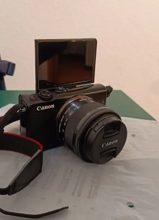 Canon EOS M100 + Accesorios