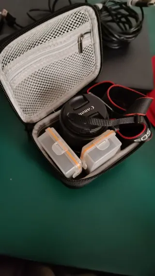 Canon EOS M100 + Accesorios