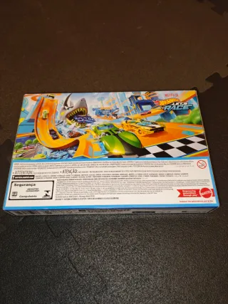 Pack 10 Coches Hot Wheels Netflix Let's Race