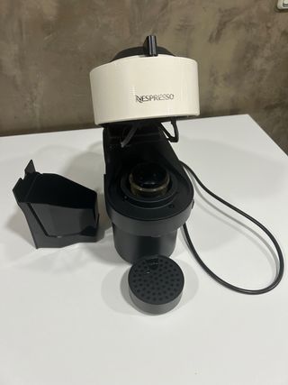 Cafetera Nespresso Vertuo Pop Blanca