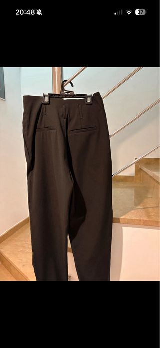 Pantalón recto negro