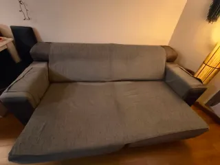 Sofá 240cm tela gris