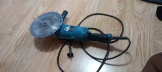 Radial Makita