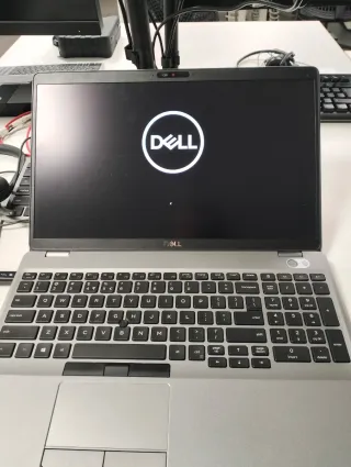 Dell Latitude 5511 Táctil Core i7 32 GB ram