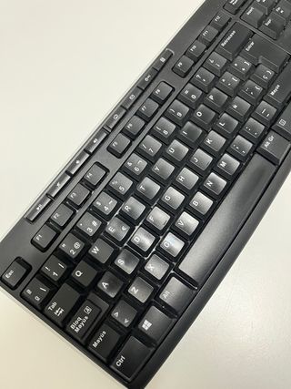Teclado inalámbrico Logitech Negro