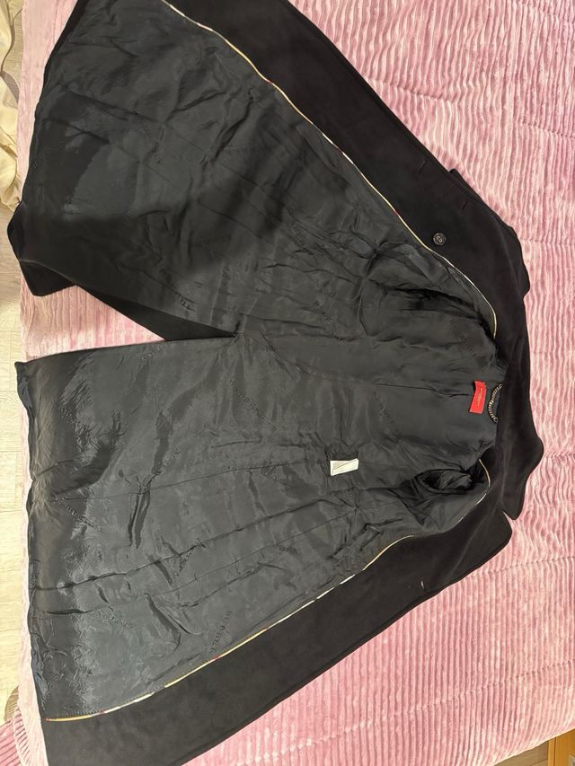 Abrigo Burberry Negro