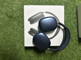 Airpods Max Space Gray