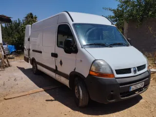 Empresa y toda la maquinaria de carpintería