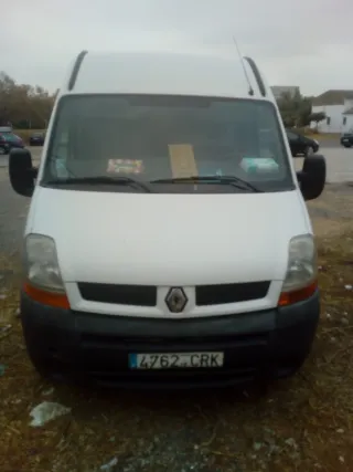 Empresa y toda la maquinaria de carpintería