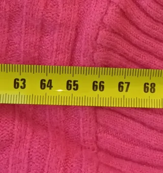 Jersey cuello alto rosa oscuro para mujer