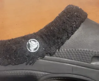 Crocs Negro Forro Invierno Talla