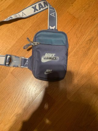 Bandolera Nike Air Max Negra y/o azul