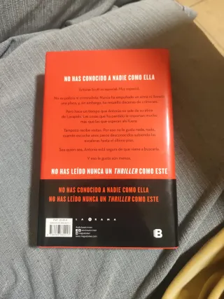 Reina Roja / Red Queen (LA TRILOGÍA REINA ROJA)...