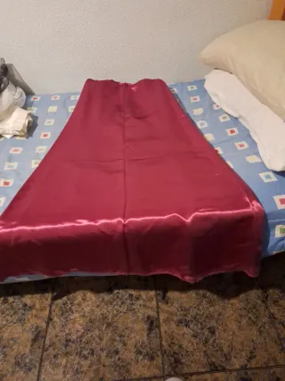 Vestido de fiesta morado y rojo