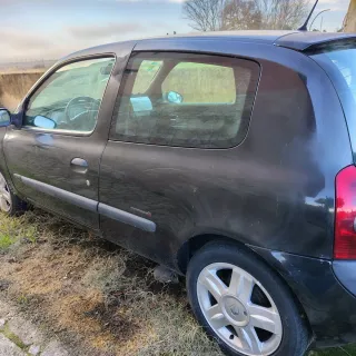 Renault clio clio 2004