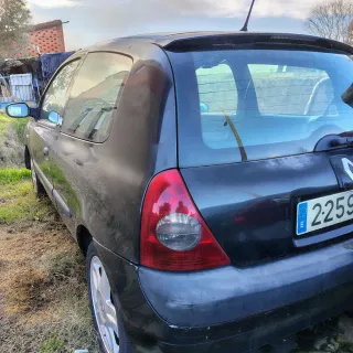 Renault clio clio 2004