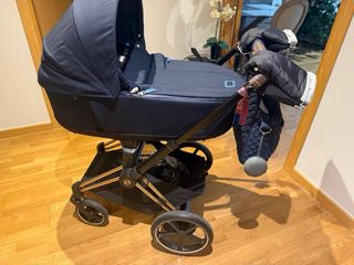 Capazo y chasis CYBEX e-Priam