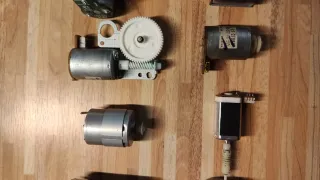 Lote motores eléctricos 6/9/12/24Vdc