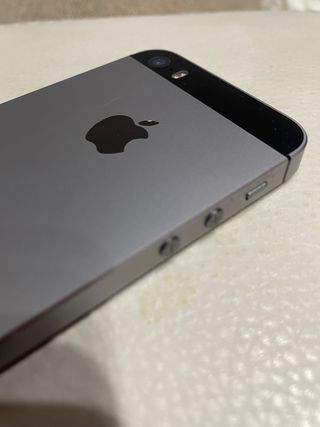 iPhone 5S 16GB Plata