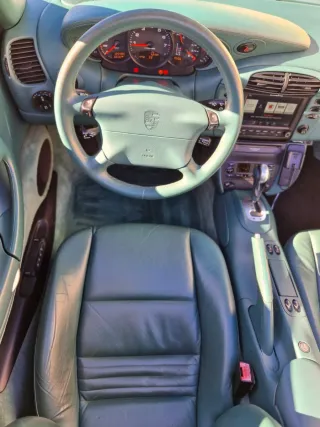 Porsche 911 carrera 4