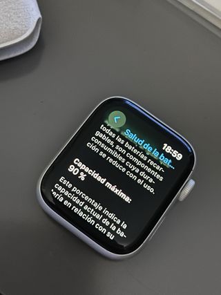 Apple Watch Series 5 44mm Plata