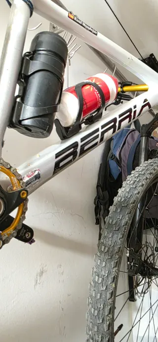 Berria Bravo Carbono MTB