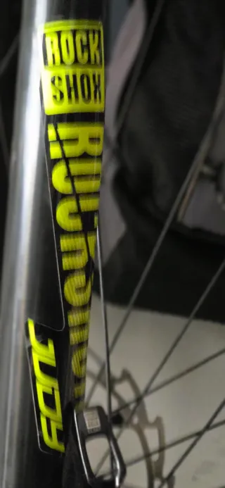 Berria Bravo Carbono MTB