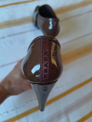 Botines Prada Marrones Charol Tacón