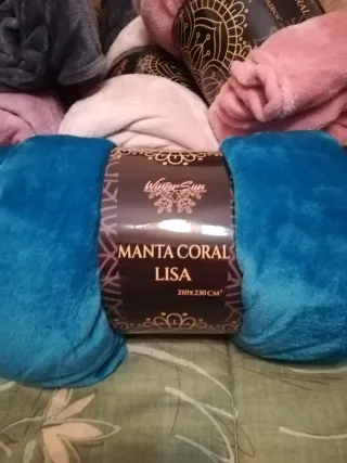 Manta Coral Lisa 210x230 cm,cama 135