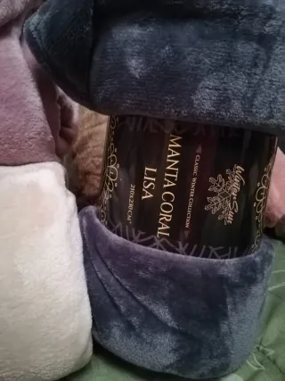 Manta Coral Lisa 210x230 cm,cama 135