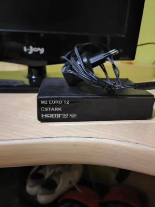 Televisor 14 i-Joy Negro.Incluye HDMI